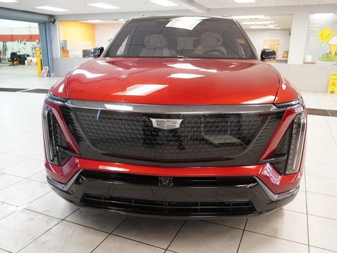 Used 2026 Cadillac Vistiq Sport AWD/4WD image 17