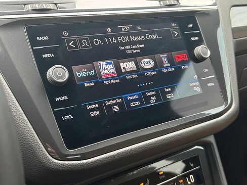 Certified 2023 Volkswagen Tiguan SE FWD image 21