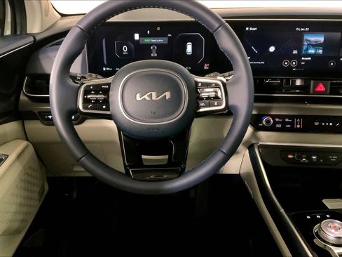 New 2026 Kia Carnival SX Prestige image 13