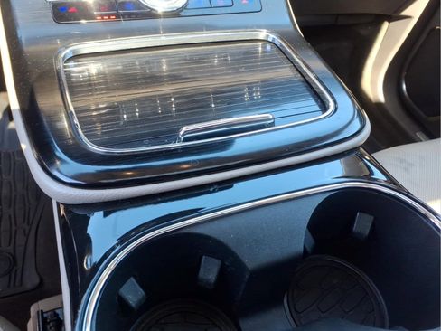 Used 2022 Lincoln Nautilus Reserve w/ Luxury Package image 19