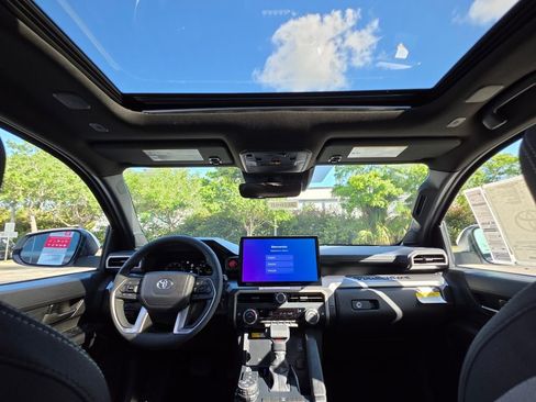 New 2026 Toyota Tacoma TRD Off-Road AWD/4WD image 4