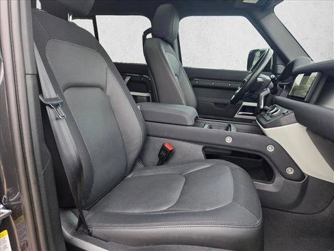 Used 2023 Land Rover Defender 110 X-Dynamic SE image 22