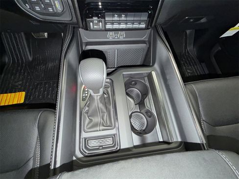 New 2026 RAM 1500 RHO w/ Bed Utility Group image 16