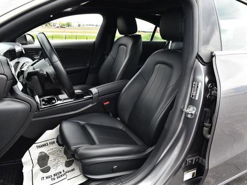 Used 2023 Mercedes-Benz CLA 250 4MATIC w/ Premium Package image 21
