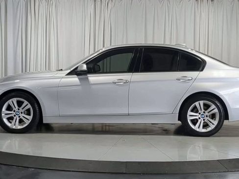 Used 2016 BMW 328i xDrive Sedan AWD/4WD image 6