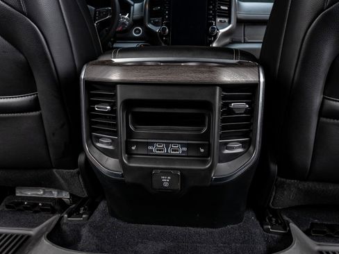 Used 2025 RAM 1500 Laramie w/ Sport Appearance Package AWD/4WD image 30