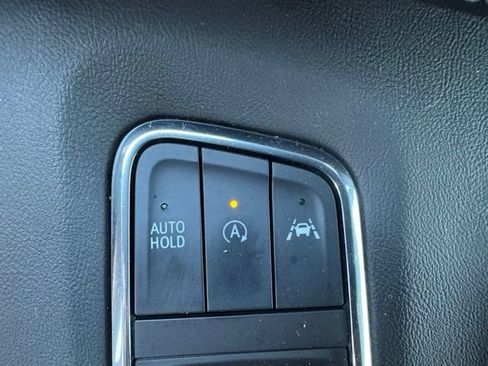 Used 2023 Cadillac Escalade ESV Luxury AWD/4WD image 14