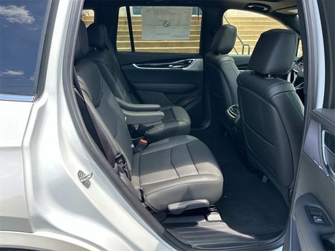 New 2025 Cadillac XT6 Premium Luxury w/ Technology Package image 11