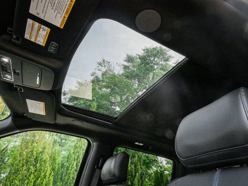 Used 2025 Ford F250 Platinum AWD/4WD image 28