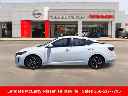 Used 2025 Nissan Sentra SV FWD image 6