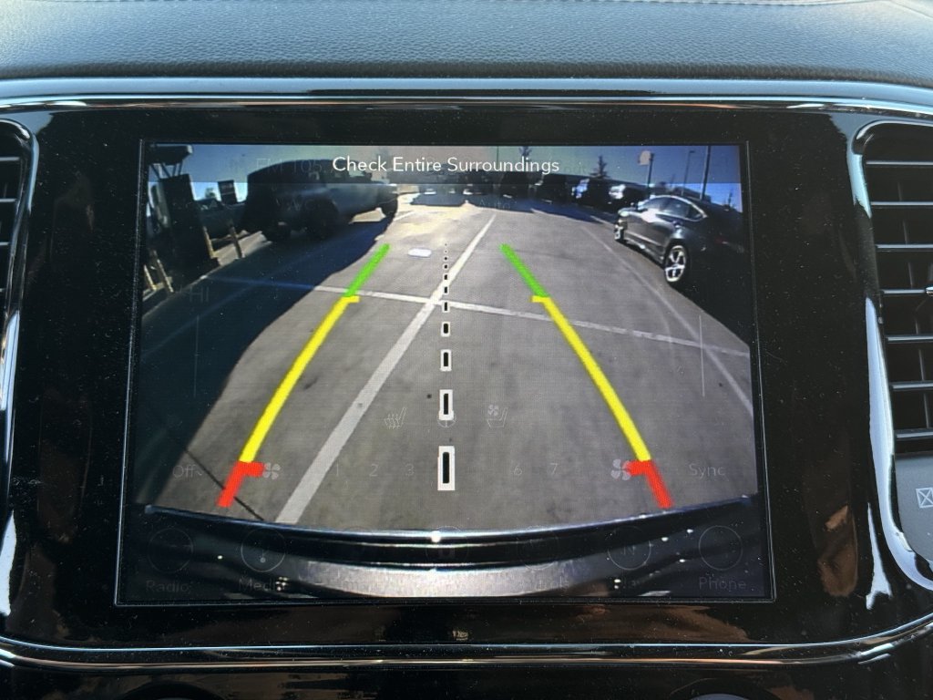 Used 2019 Jeep Grand Cherokee Overland AWD/4WD image 17