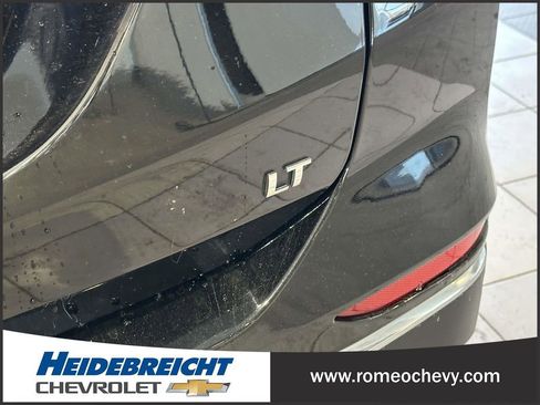 Used 2020 Chevrolet Equinox LT image 11