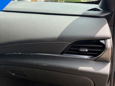 Used 2023 Chevrolet Traverse Premier w/ LPO, Floor Liner Package AWD/4WD image 33
