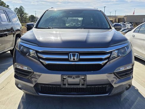 Used 2016 Honda Pilot Touring image 2