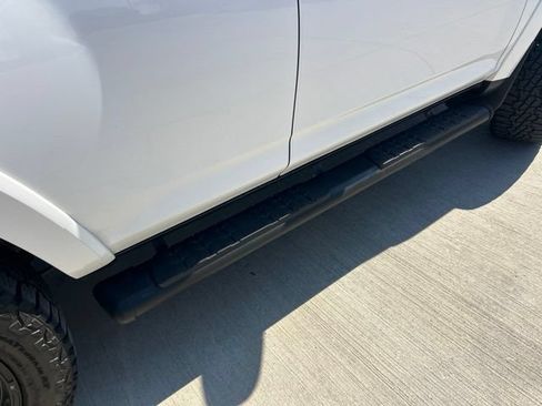 Used 2017 Toyota 4Runner SR5 AWD/4WD image 3