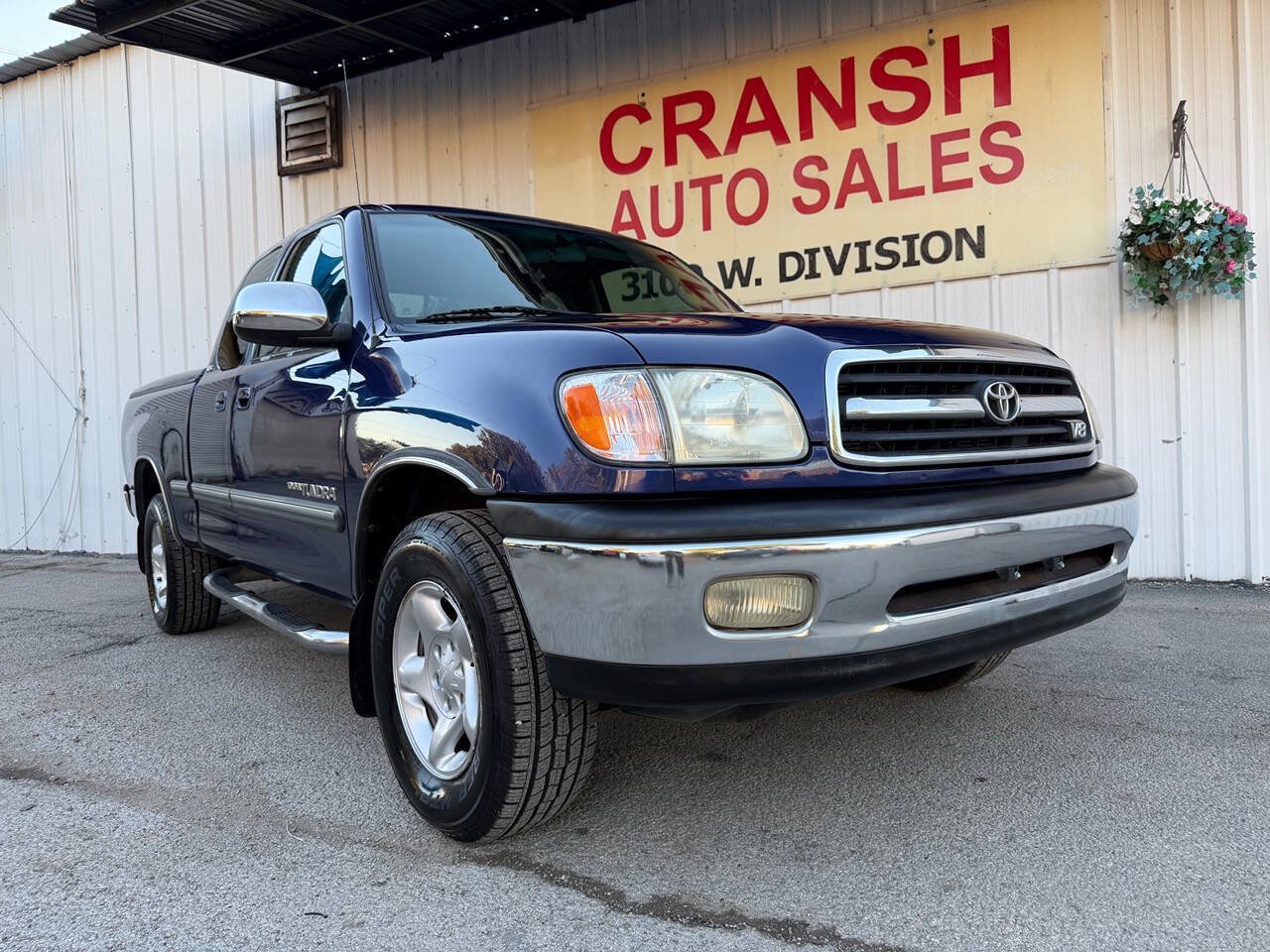 Used 2001 Toyota Tundra SR5 w/ Convenience Pkg RWD image 1