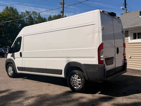 Used 2015 RAM ProMaster 2500 w/ Mopar Trailer Tow Group FWD image 4