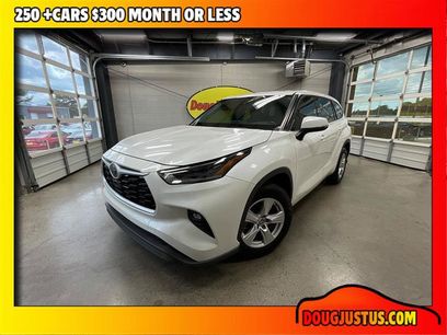 Used 2021 Toyota Highlander LE
