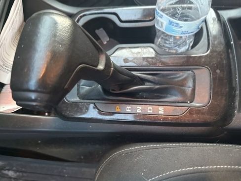 Used 2015 GMC Canyon SLE w/ SLE Convenience Package image 23