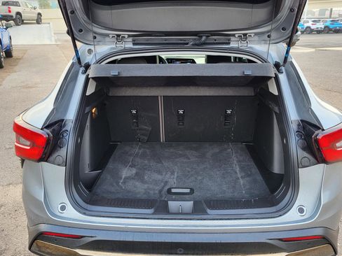 Used 2025 Chevrolet Trax ACTIV w/ Sunroof Package image 12