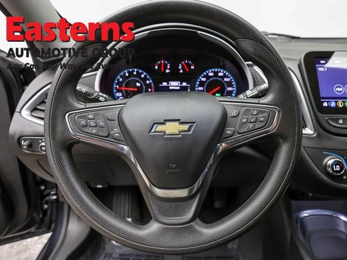 Used 2023 Chevrolet Malibu LT FWD image 10