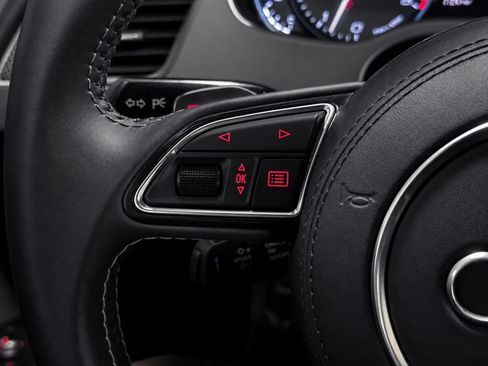 Used 2013 Audi S8 AWD/4WD image 31