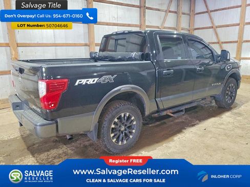 Used 2017 Nissan Titan PRO-4X w/ Pro-4x Convenience Package AWD/4WD image 4