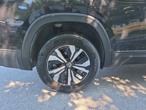 New 2026 Volkswagen Atlas SE AWD/4WD image 11