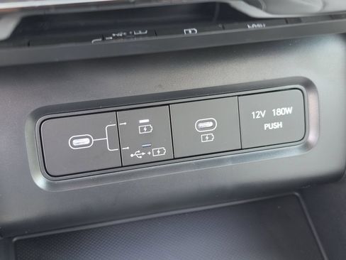 New 2026 Hyundai Tucson Limited FWD image 28
