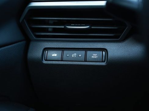 Used 2024 Nissan Altima 2.5 SV image 15