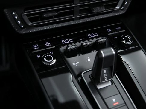 Certified 2023 Porsche 911 50th Anniversary Edition image 23