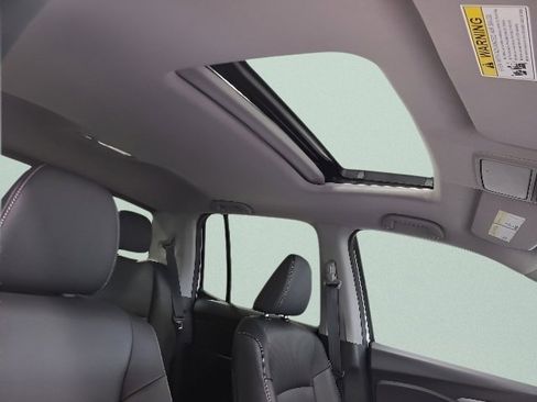 Certified 2023 Honda Ridgeline RTL image 13