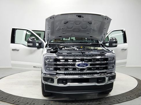 New 2026 Ford F250 Lariat AWD/4WD image 10