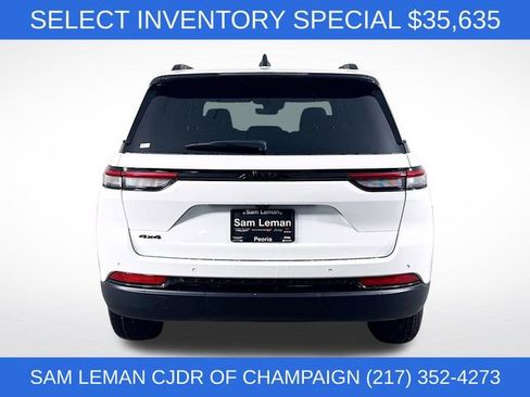 New 2025 Jeep Grand Cherokee Altitude image 6