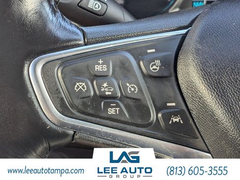 Used 2018 Chevrolet Equinox Premier image 27