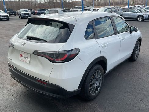 Used 2023 Honda HR-V LX image 5