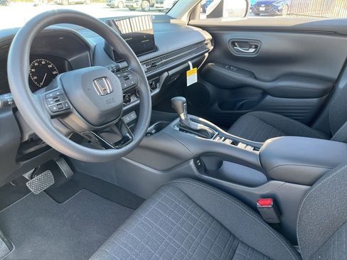 New 2026 Honda HR-V LX image 10