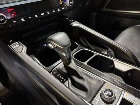 Certified 2024 Kia Telluride S w/ S Sunroof Package AWD/4WD image 21