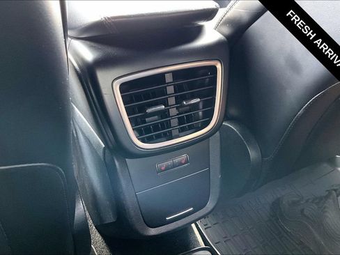 Used 2019 Lincoln Nautilus Reserve AWD/4WD image 12