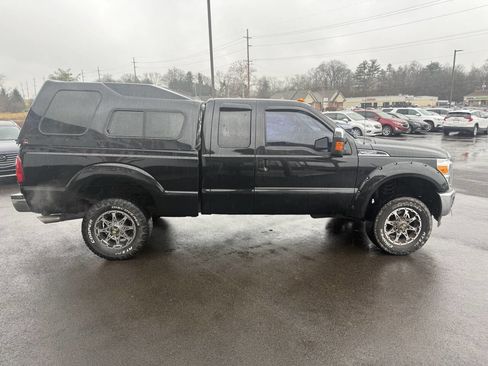 Used 2015 Ford F250 Lariat w/ Chrome Package image 6