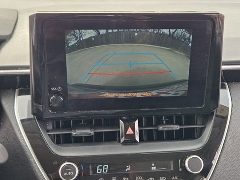 Used 2024 Toyota Corolla LE image 12