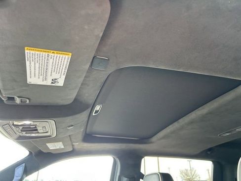 Used 2023 GMC Sierra 1500 AT4X image 17