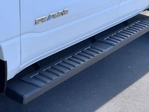 Used 2022 RAM 1500 Big Horn image 40