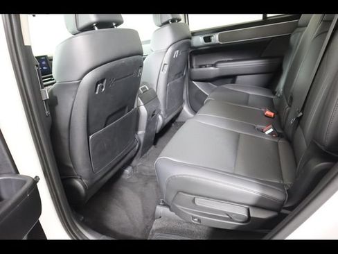 Used 2024 Hyundai Santa Fe SEL AWD/4WD image 15