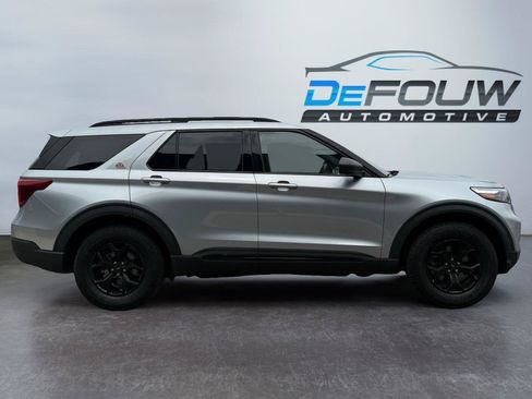 Used 2022 Ford Explorer Timberline AWD/4WD image 2