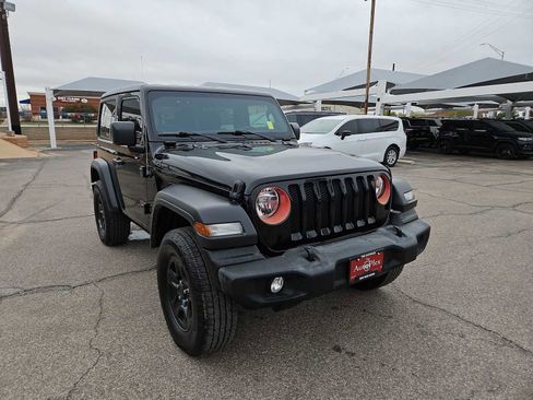 Used 2021 Jeep Wrangler Sport image 2