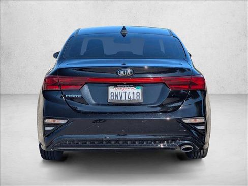 Used 2020 Kia Forte LXS FWD image 7