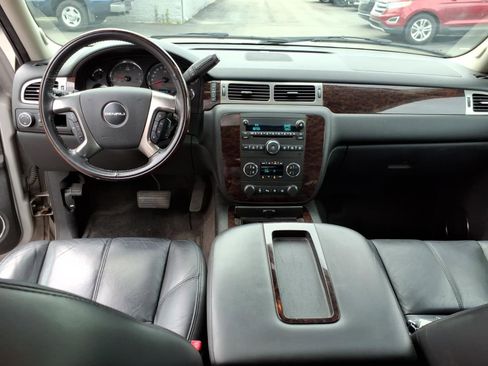 Used 2007 GMC Yukon Denali AWD/4WD image 14