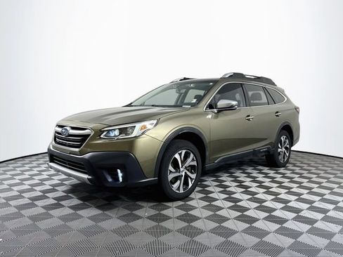 Used 2022 Subaru Outback Touring XT AWD/4WD image 2