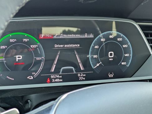 Used 2023 Audi e-tron Premium w/ Convenience Plus Package AWD/4WD image 12